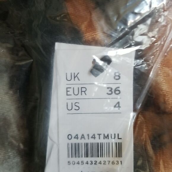 NWT Topshop Velour Sweatshirt - Picture 4 of 5